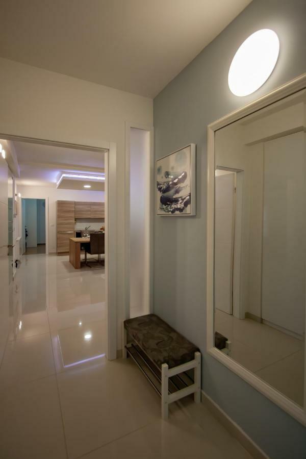 Apartma Nebo *